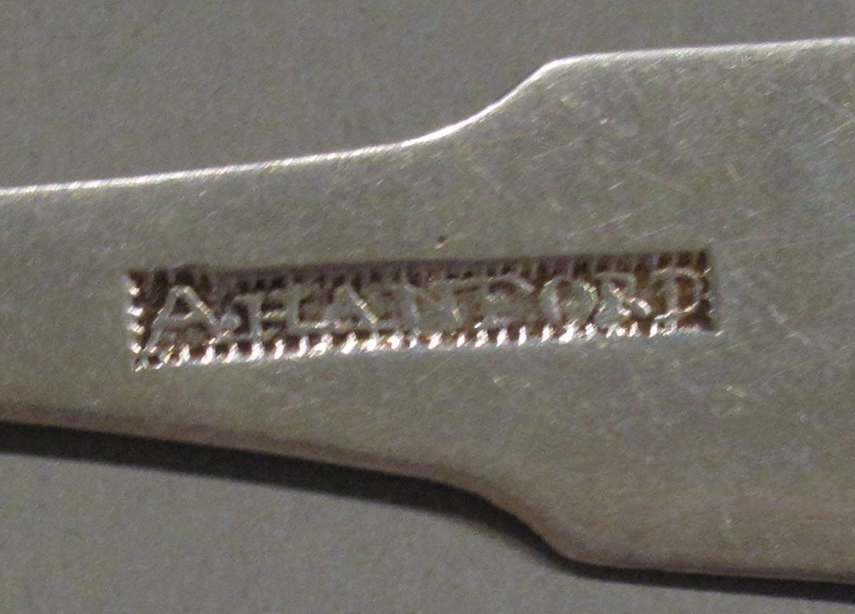 1998.0004.3056.001 spoon mark