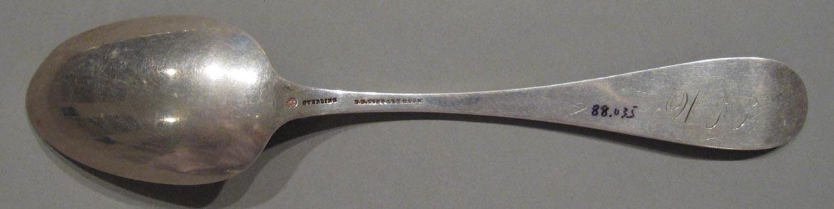 1998.0004.3061 spoon underside