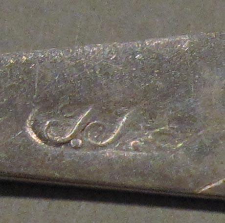 1998.0004.3071.002 spoon mark
