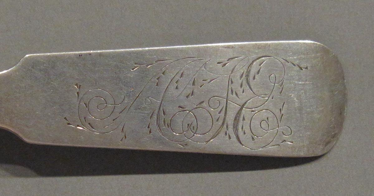 1998.0004.3077.001 spoon engraving