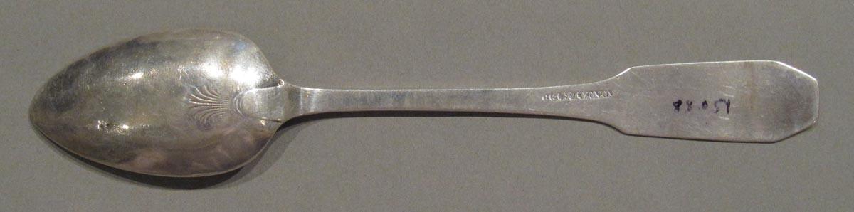 1998.0004.3080.002 spoon underside