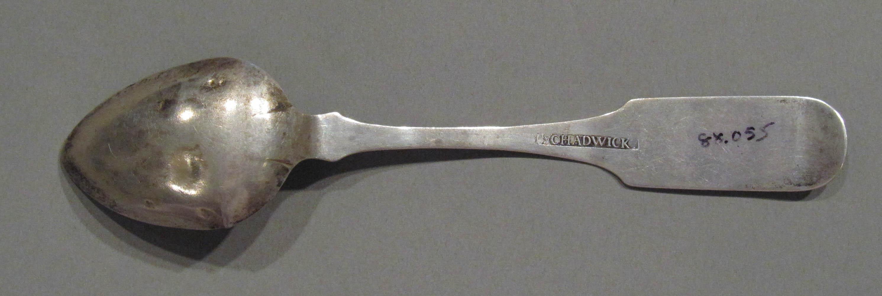 1998.0004.3080.005 spoon underside