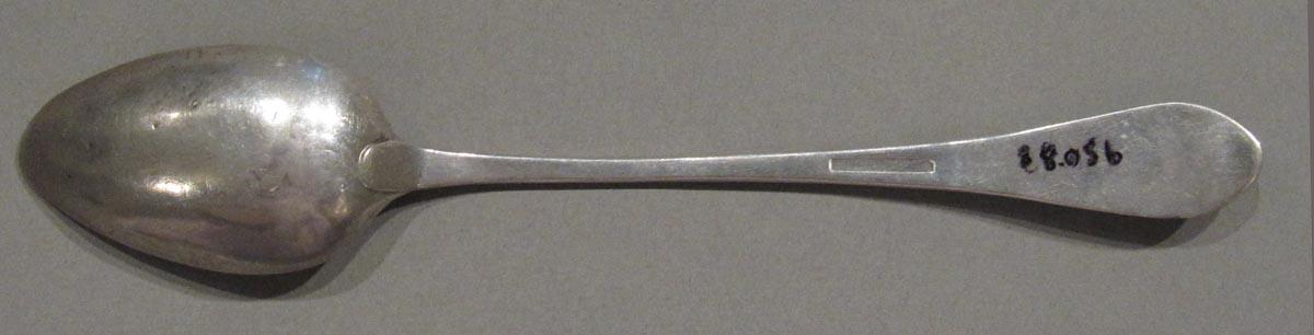 1998.0004.3082 spoon underside