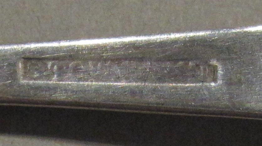 1998.0004.3082 spoon mark