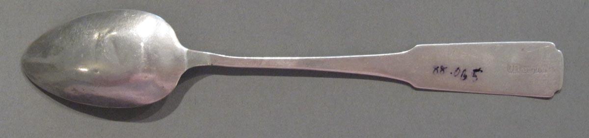 1998.0004.3091 spoon underside