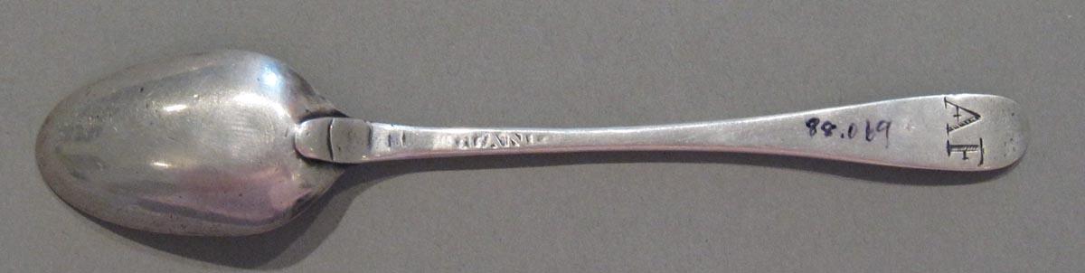 1998.0004.3095 spoon undersidee