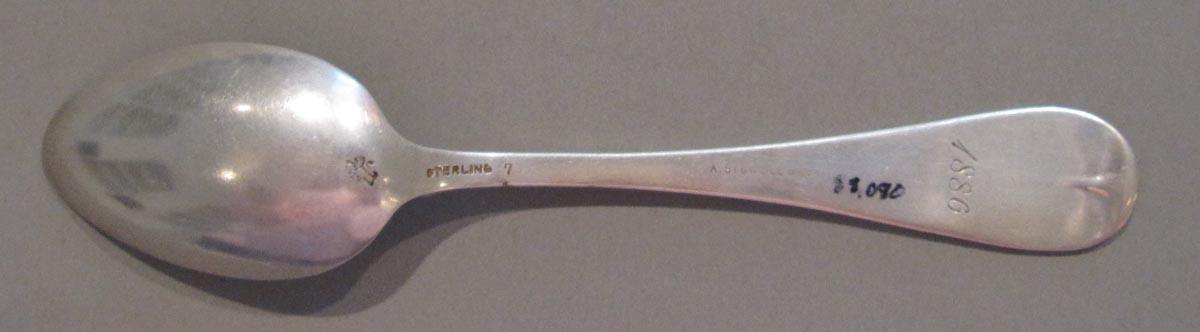 1998.0004.3105 spoon underside