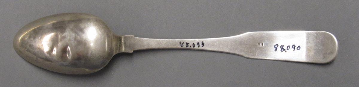 1998.0004.3115.001 spoon undersidee