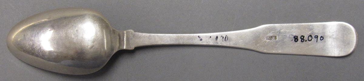 1998.0004.3115.002 spoon underside