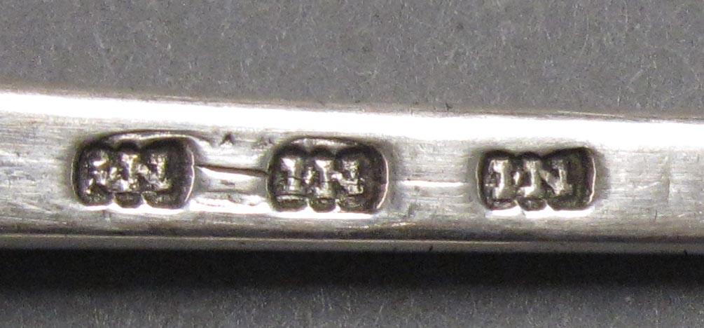 1998.0004.3125 spoon marks