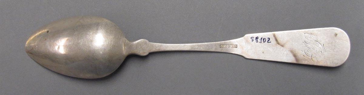 1998.0004.3127 spoon underside