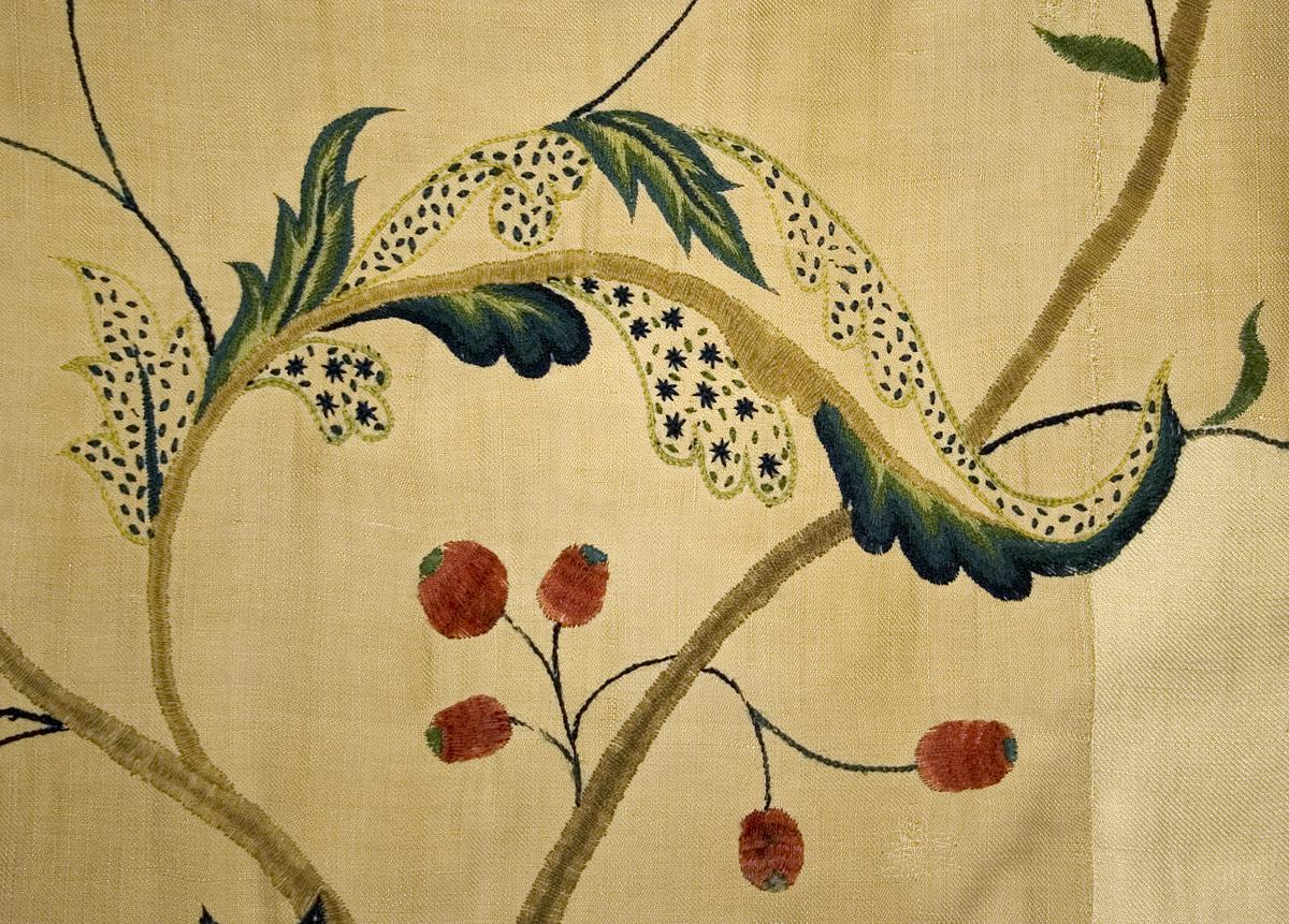 1952.0355.001 A Window Hanging, Side Curtain, Pattern Detail #3