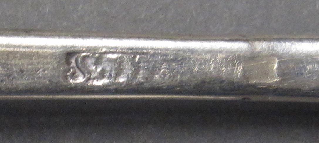 1998.0004.3129.001 spoon mark