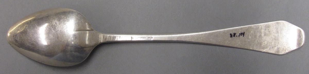 1998.0004.3129.002 spoon underside