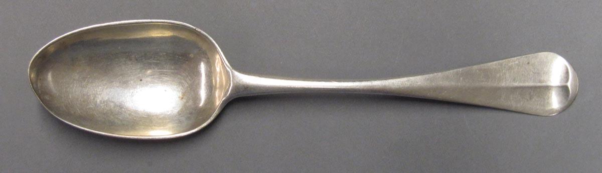 1998.0004.3136 spoon upper surface