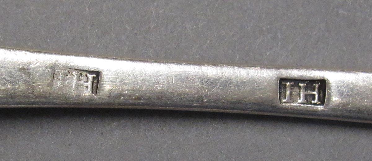 1998.0004.3138 spoon marks