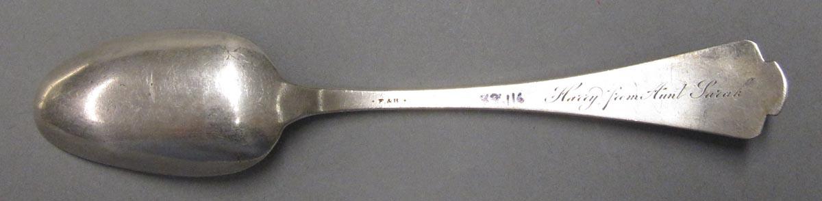 1998.0004.3140 spoon underside