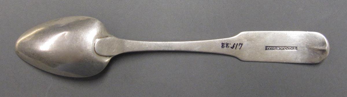 1998.0004.3141 spoon underside