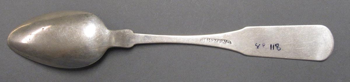 1998.0004.3142.002 spoon underside