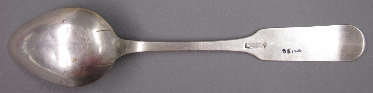 1998.0004.3146 spoon underside