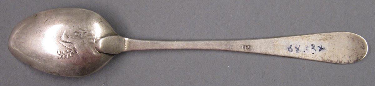 1998.0004.3156 spoon underside