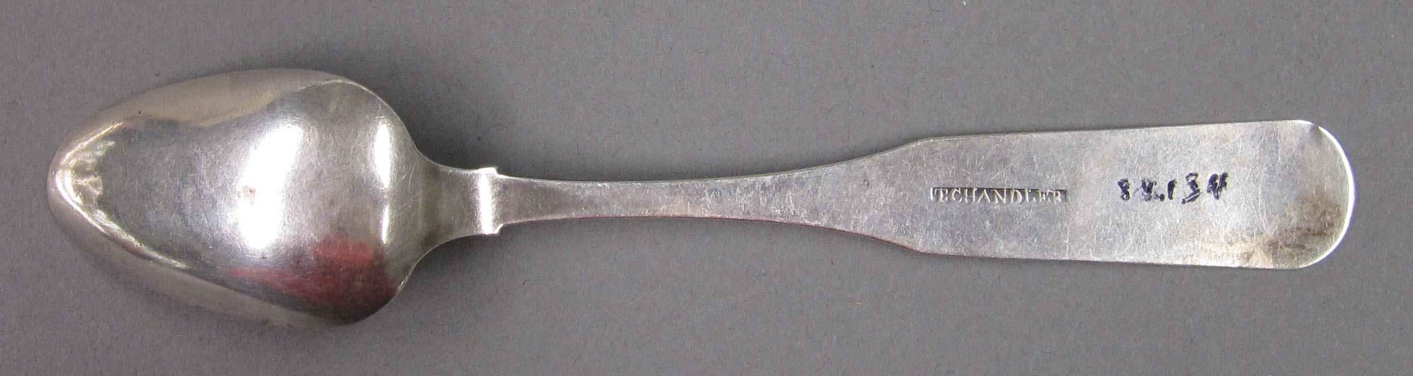 1998.0004.3158 spoon underside