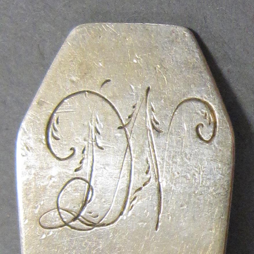 1998.0004.3160.005 spoon engraving