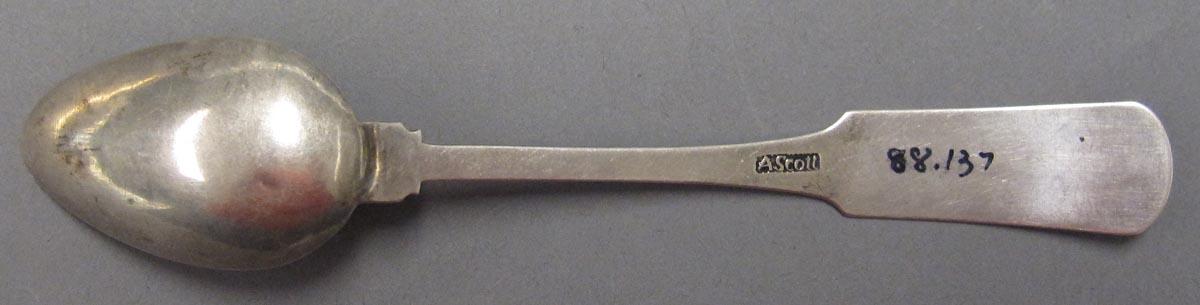 1998.0004.3161 spoon underside