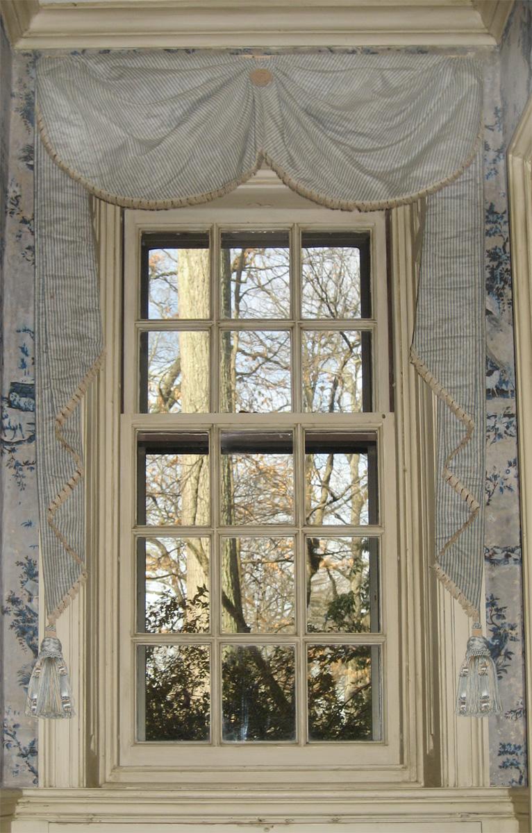 1958.0612 Window Hanging