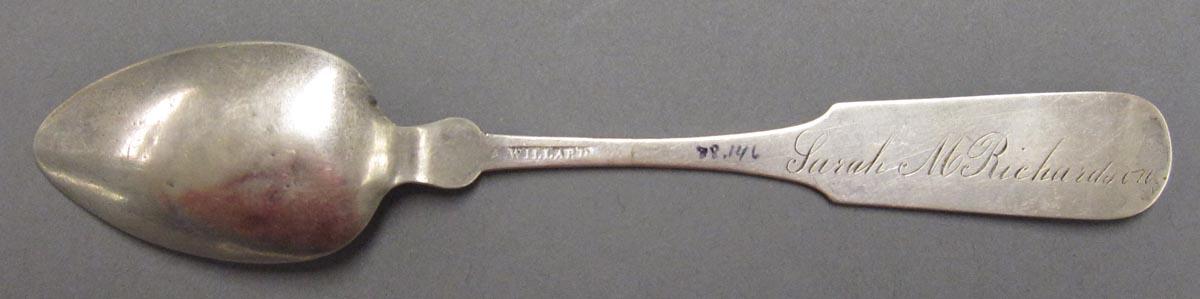 1998.0004.3169 spoon underside