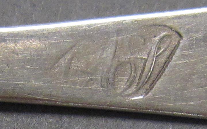 1998.0004.3170 spoon mark
