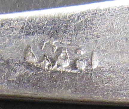 1998.0004.3171.002 spoon mark