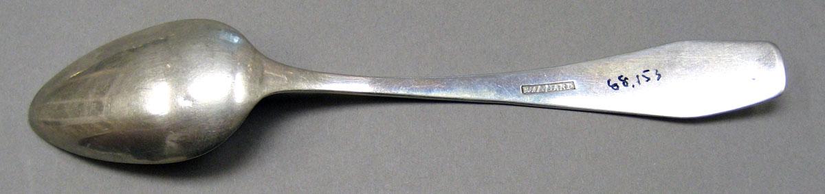 1998.0004.3176 Silver Spoon underside