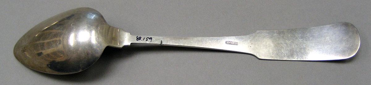 1998.0004.3182 Silver Spoon underside