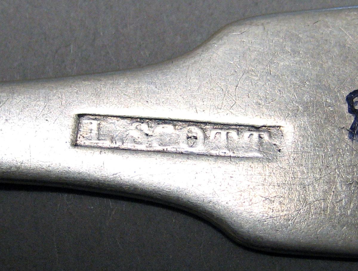 1998.0004.3188 Silver Spoon mark