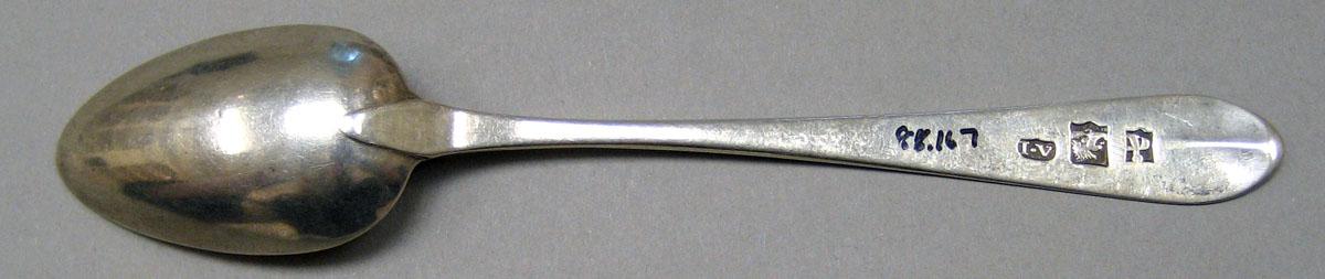 1998.0004.3190.001 Silver Spoon underside