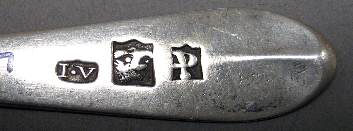 1998.0004.3190.001 Silver Spoon mark