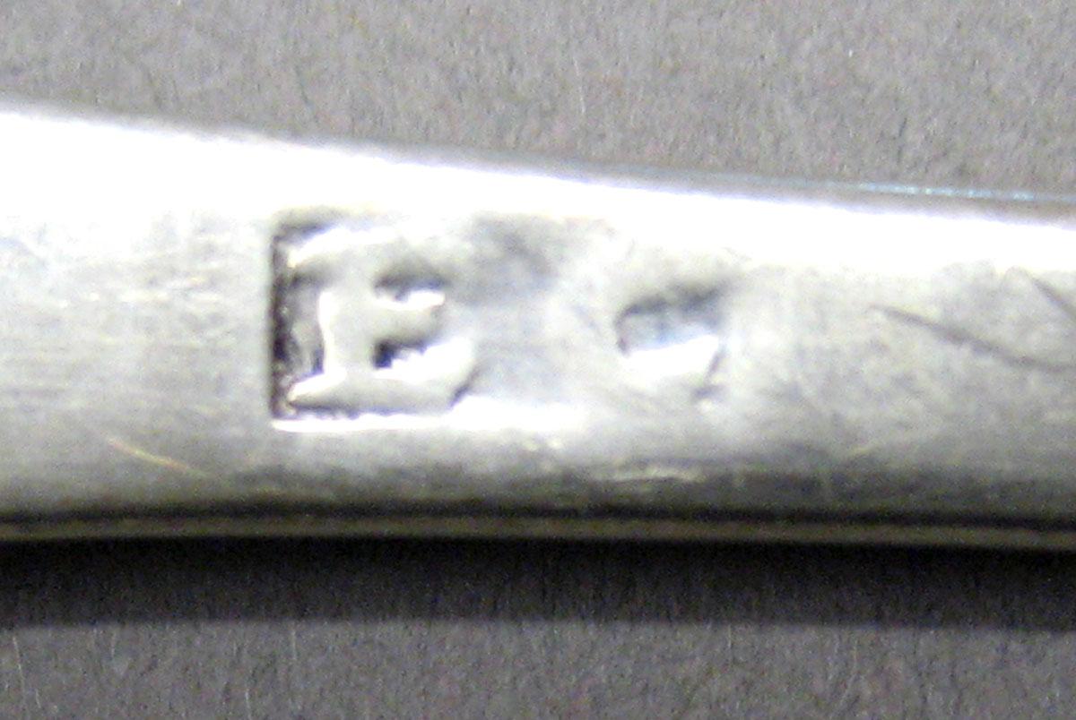 1998.0004.3196 Silver Spoon mark