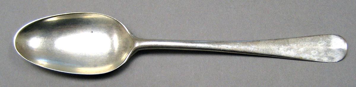 1998.0004.3198 Silver Spoon upper surface