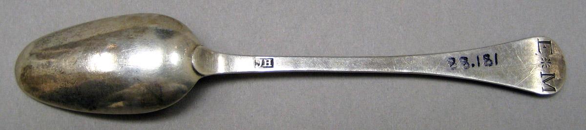 1998.0004.3204 Silver Spoon underside