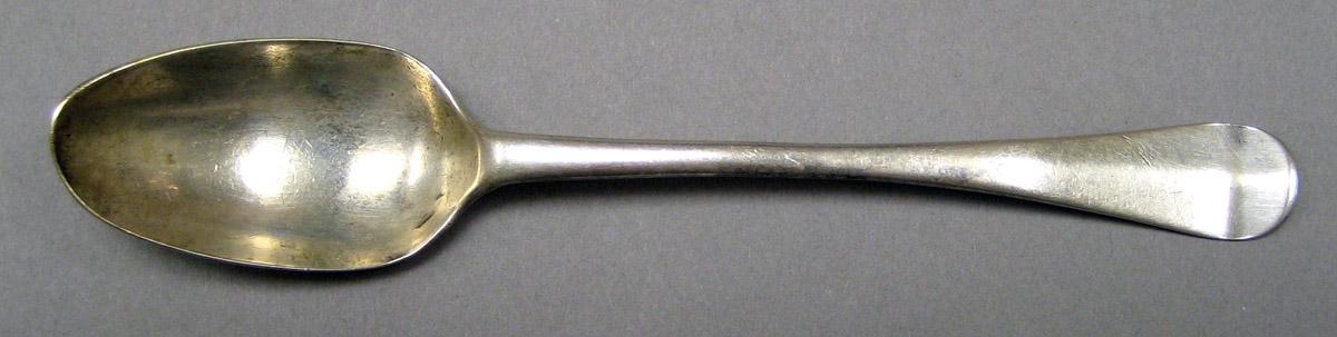1998.0004.3207 Silver Spoon upper surface