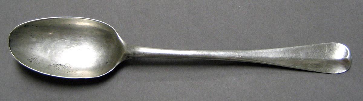 1998.0004.3210 Silver Spoon upper surface