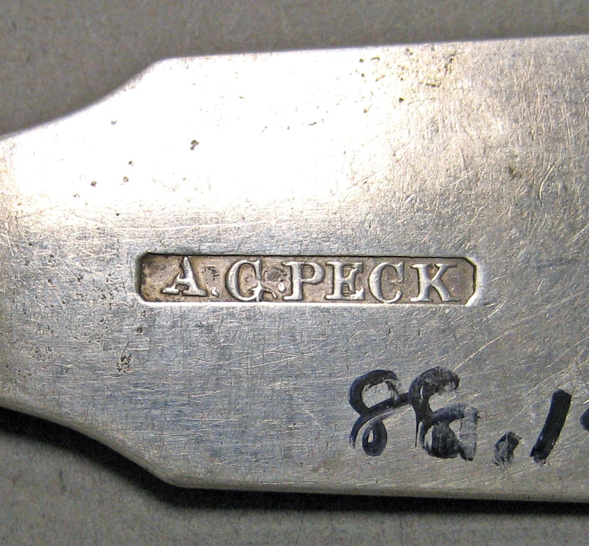 1998.0004.3216.002 Silver Spoon mark