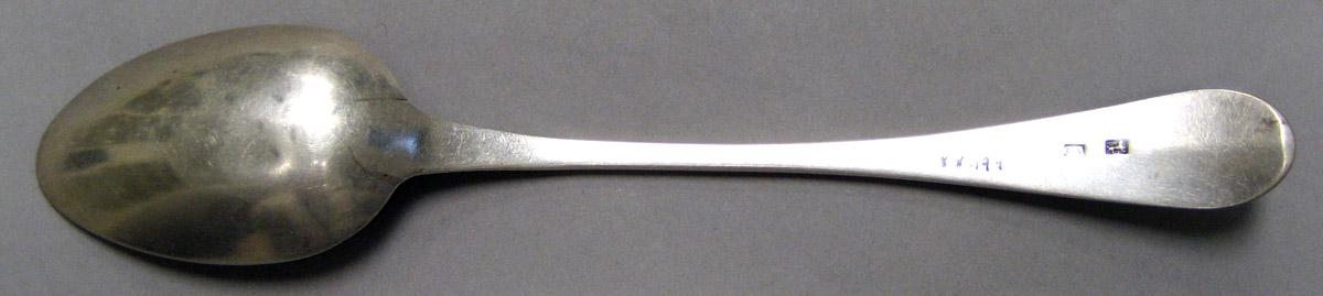 1998.0004.3217 Silver Spoon underside