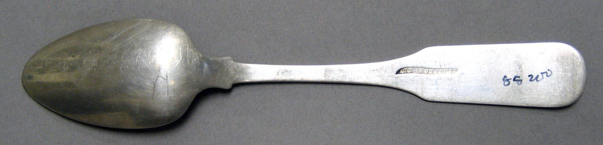 1998.0004.3223.003 Silver Spoon underside