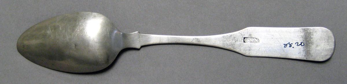 1998.0004.3223.004 Silver Spoon underside