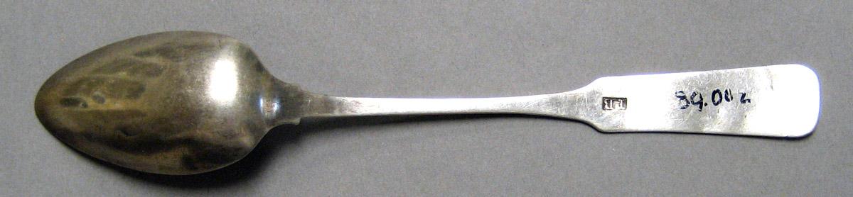 1998.0004.3226 Silver Spoon underside