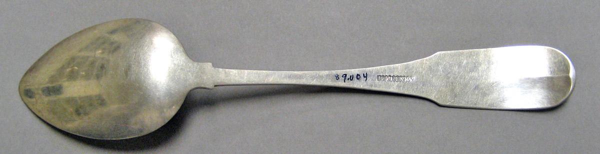 1998.0004.3228 Silver Spoon underside
