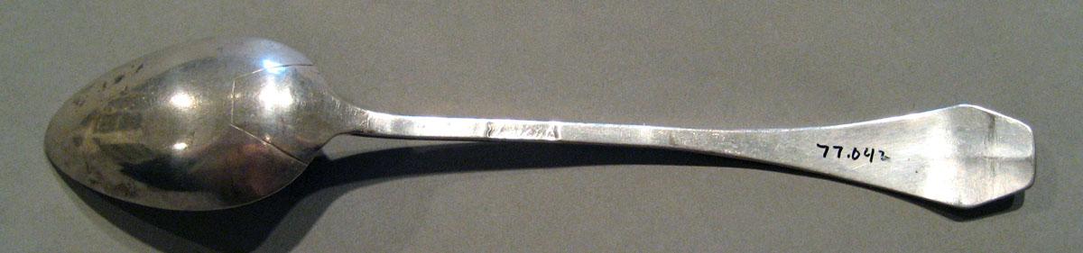 1998.0004.323.001 Silver Spoon underside