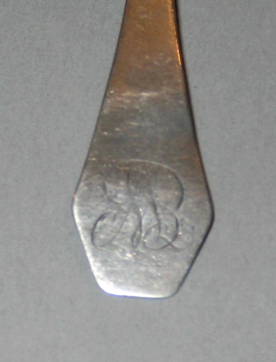 1998.0004.323.004 Spoon, Teaspoon (inscription)